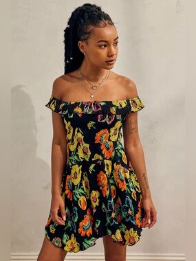 uo tierra chiffon cowl neck asymmetrical midi dress Urban Outfitters | Dresses | Urban Outfitters Color:Emerald Green Velvet Style as seen on bestsellers-1683 2000s fashion was HIDEOUS